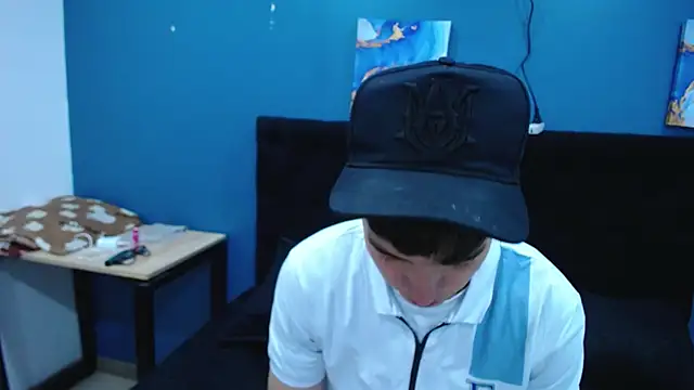 Jheampiiero online show from 11/10/25, 02:49