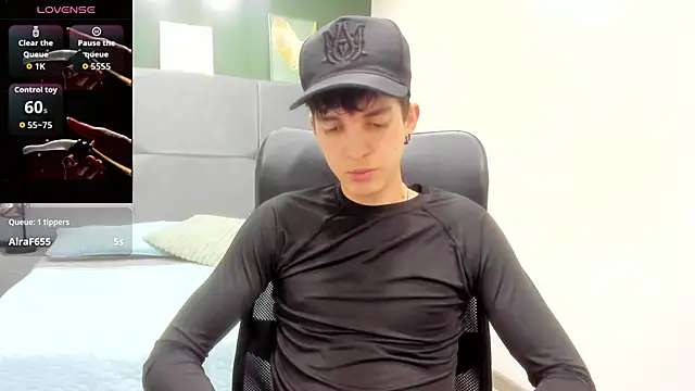 Jheampiiero online show from 03/28/26, 11:04