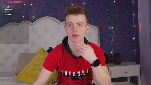 Happydeimos online show from 04/17/26, 10:13