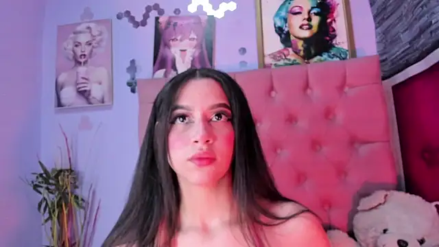 Megan Luxe online show from 01/06/26, 04:16