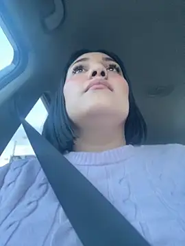 Snapshot of caroline__muller chatting on 10/02/25, 10:44 caroline muller online show from 10/02/25, 10:44