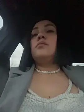 Snapshot of caroline__muller chatting on 10/10/25, 10:36 caroline muller online show from 10/10/25, 10:36