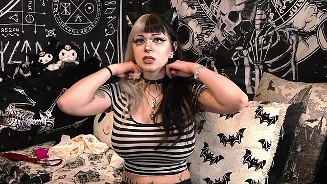 Paige Turner online show from 03/14/26, 12:06