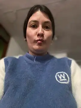 Snapshot of Abby-LS chatting on 11/06/25, 12:39 Abby-LS online show from 11/06/25, 12:39