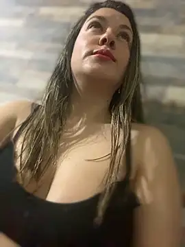 Snapshot of Abby-LS chatting on 11/15/25, 11:18 Abby-LS online show from 11/15/25, 11:18