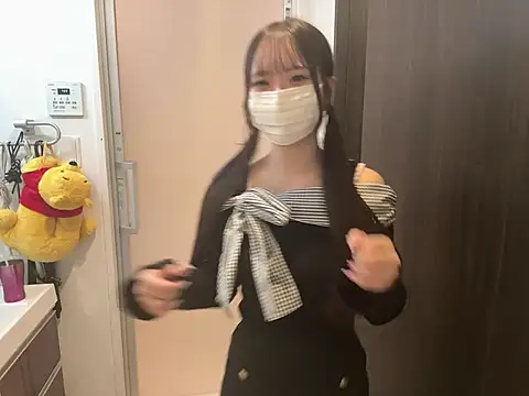 nano-da-u online show from 11/04/25, 07:24