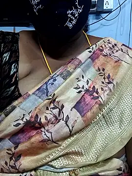 TAMIL ELAKKIYA online show from 09/13/25, 05:13