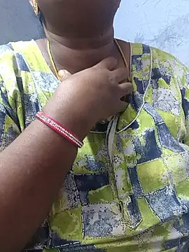 TAMIL ELAKKIYA online show from 06/11/26, 04:27