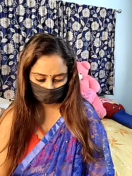 Snapshot of Cute-lusi chatting on 10/10/25, 10:53 Cute-lusi online show from 10/10/25, 10:53