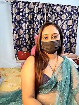 Snapshot of Cute-lusi chatting on 11/11/25, 07:03 Cute-lusi online show from 11/11/25, 07:03