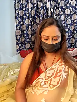 Snapshot of Cute-lusi chatting on 11/14/25, 07:01 Cute-lusi online show from 11/14/25, 07:01