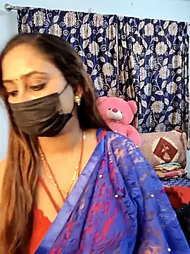 Snapshot of Cute-lusi chatting on 11/21/25, 09:57 Cute-lusi online show from 11/21/25, 09:57