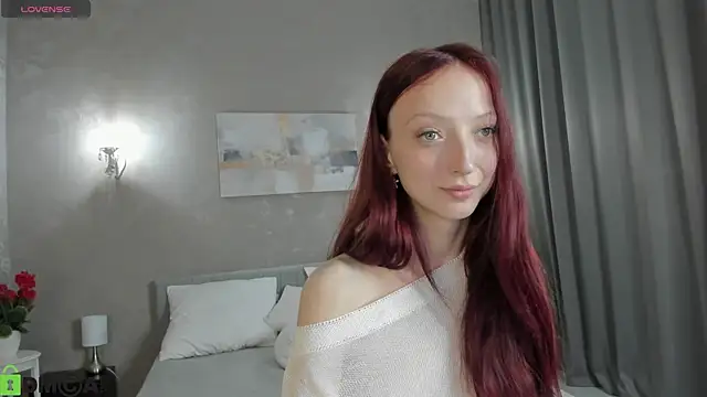 Snapshot of Daria_J chatting on 06/20/26, 04:04 Daria J online show from 06/20/26, 04:04