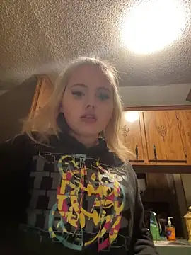 JuicyExxxperience online show from 02/18/26, 02:24