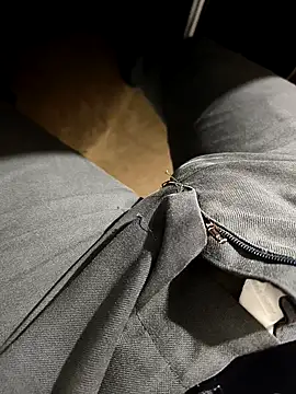 hotboy43339 online show from 09/21/25, 08:38