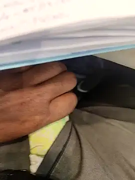 hotboy43339 online show from 12/22/25, 08:44