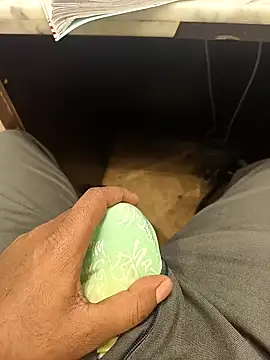 hotboy43339 online show from 01/16/26, 08:51