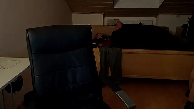 Bez3ybik online show from 02/25/26, 11:25