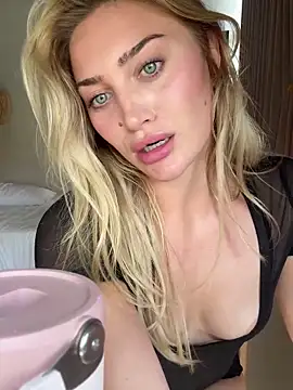 auriangel online show from 03/08/26, 02:04