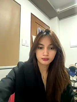 Snapshot of LanySylvia chatting on 11/06/25, 02:29 LanySylvia online show from 11/06/25, 02:29