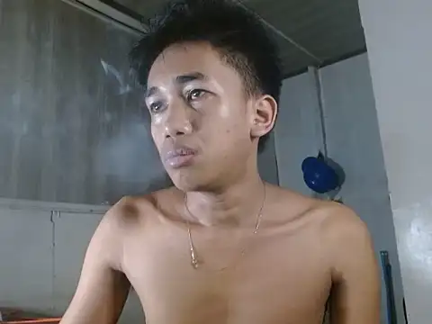 charlie0728 online show from 10/21/25, 09:32