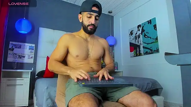 Yiyo10  online show from 02/15/26, 04:42