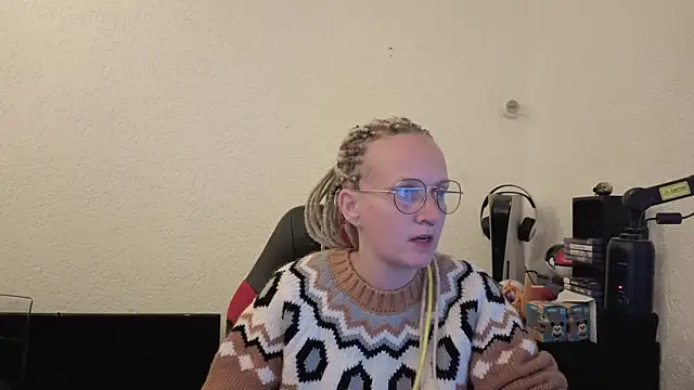 lisa yummi online show from 04/16/26, 03:29