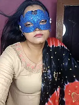 Snapshot of MEERAcle chatting on 10/01/25, 04:24 MEERAcle online show from 10/01/25, 04:24