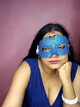 Snapshot of MEERAcle chatting on 10/07/25, 07:44 MEERAcle online show from 10/07/25, 07:44