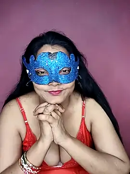 Snapshot of MEERAcle chatting on 11/04/25, 09:03 MEERAcle online show from 11/04/25, 09:03