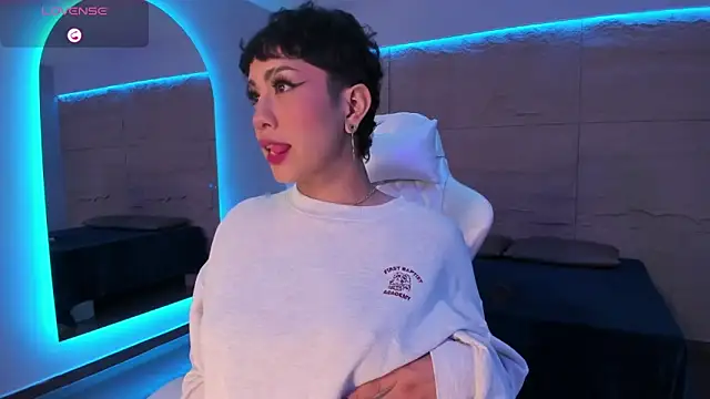 ZahaRose online show from 09/21/25, 08:32