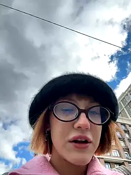 Only April online show from 10/02/25, 10:11