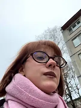 Only April online show from 11/11/25, 11:21