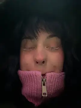 Only April online show from 01/16/26, 05:22