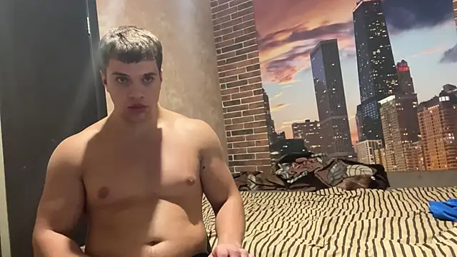 Snapshot of MusclePhantom chatting on 09/13/25, 10:53 MusclePhantom online show from 09/13/25, 10:53