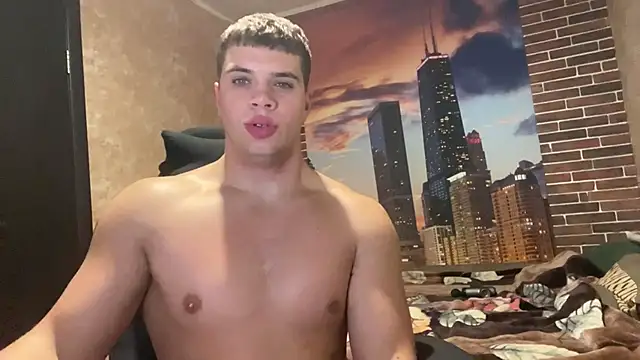 Snapshot of MusclePhantom chatting on 12/02/25, 09:10 MusclePhantom online show from 12/02/25, 09:10