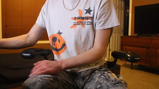 jjjjjfive online show from 04/12/26, 04:50