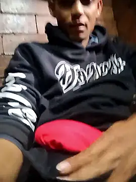 Jose9727 online show from 11/01/25, 04:42