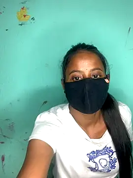 Priya baby0 online show from 10/18/25, 05:03