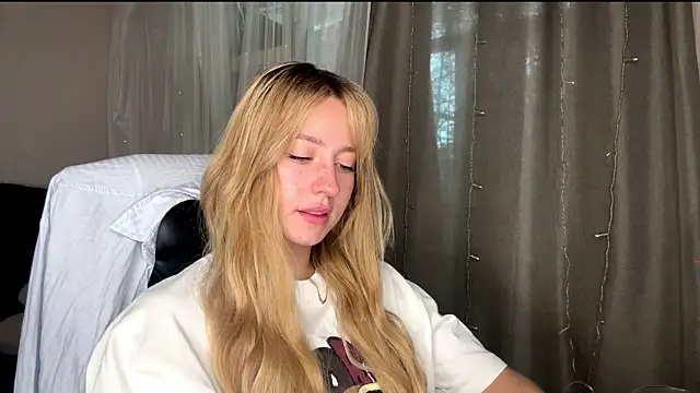 Snapshot of Jetta_Corsacami chatting on 09/20/25, 07:42 Jetta Corsacami online show from 09/20/25, 07:42