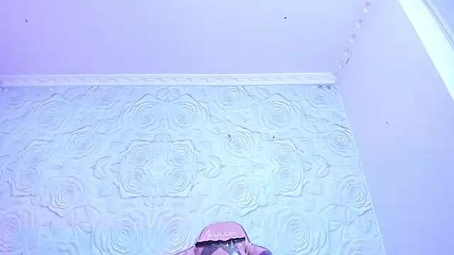 Snapshot of juanmechanic_ chatting on 10/09/25, 05:05 juanmechanic online show from 10/09/25, 05:05