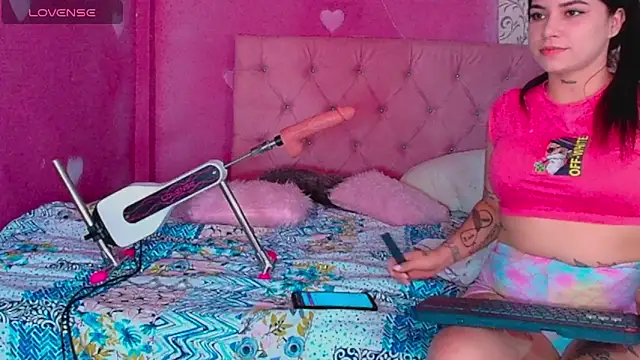 Lali HOtt online show from 10/05/25, 03:43