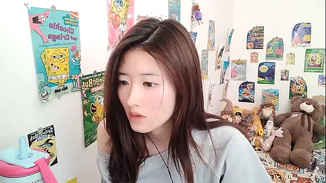 Snapshot of Moonlight-23 chatting on 09/09/25, 04:01 Moonlight-23 online show from 09/09/25, 04:01