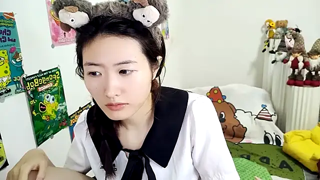 Snapshot of Moonlight-23 chatting on 09/17/25, 03:24 Moonlight-23 online show from 09/17/25, 03:24