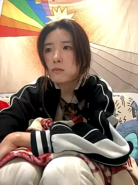 Snapshot of Moonlight-23 chatting on 11/26/25, 01:01 Moonlight-23 online show from 11/26/25, 01:01