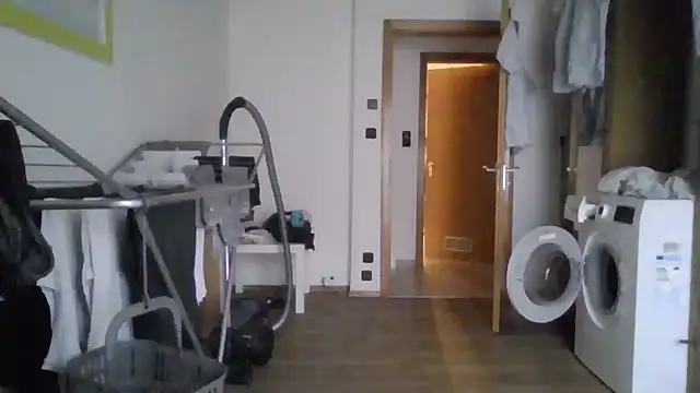 XLBarehengst online show from 03/31/26, 06:03