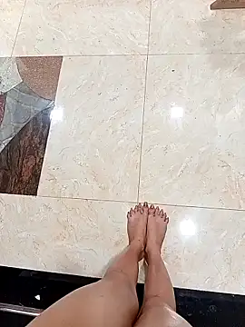 blueeyegirl22 online show from 11/29/25, 09:18