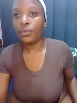 MrsMxx25 online show from 10/10/25, 02:21