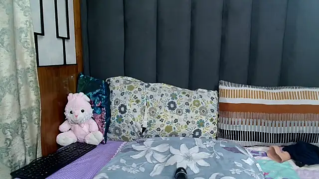 MrsMxx25 online show from 02/10/26, 02:48