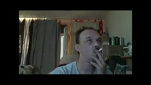 Snapshot of Jenner84 chatting on 07/18/26, 06:17 Jenner84 online show from 07/18/26, 06:17